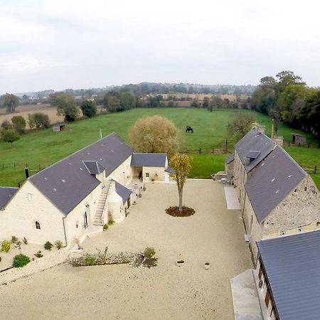 Les Perelles Bed & Breakfast Saint-Vigor-le-Grand Exterior foto